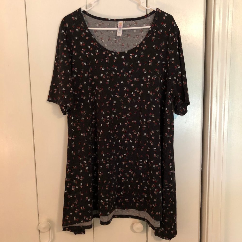 LulaRoe Perfect Tee